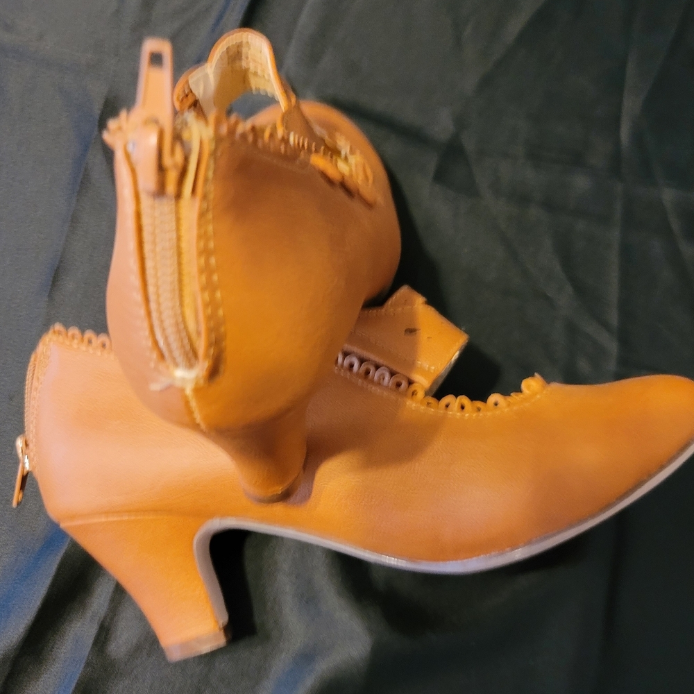 Chase and chloe shoes